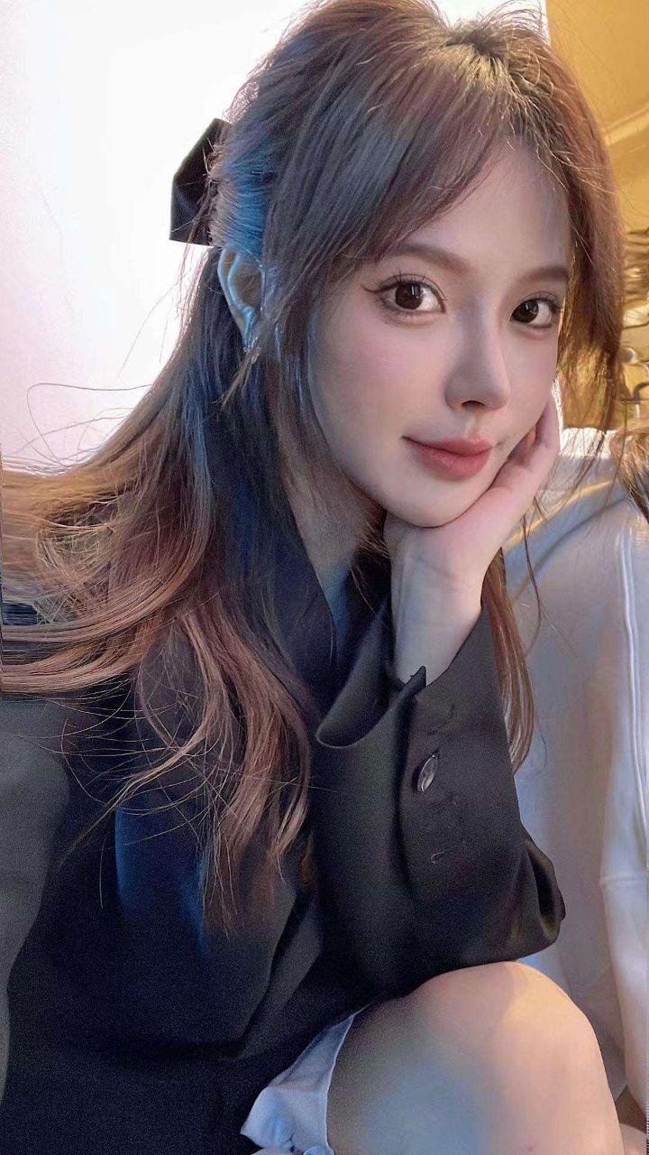 古琴弦动，茶香涟漪，一曲一啜间的东方韵律